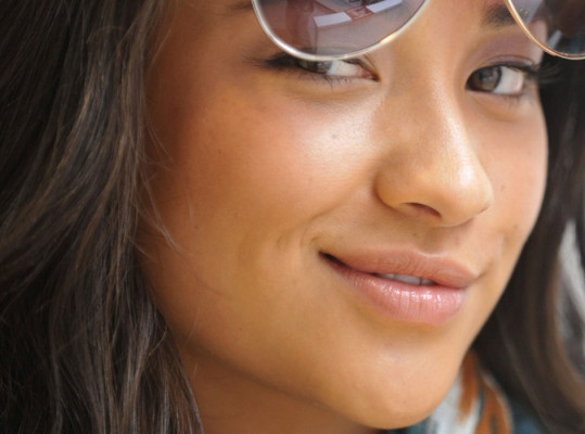 Shay Mitchell pic #485185