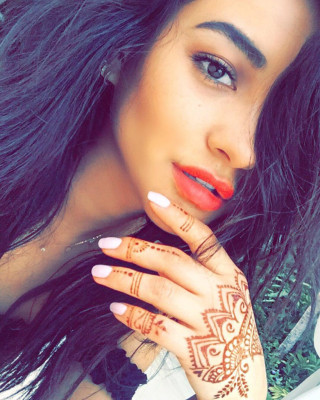 Shay Mitchell pic #867904