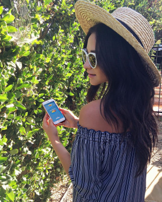 Shay Mitchell pic #867753