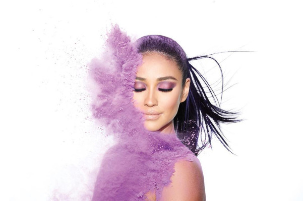 Shay Mitchell pic #904336