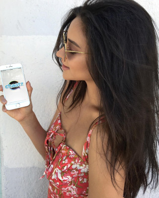 Shay Mitchell pic #878491