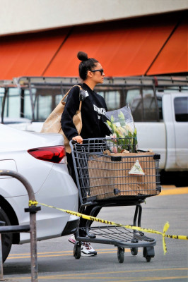 Shay Mitchell pic #1208277