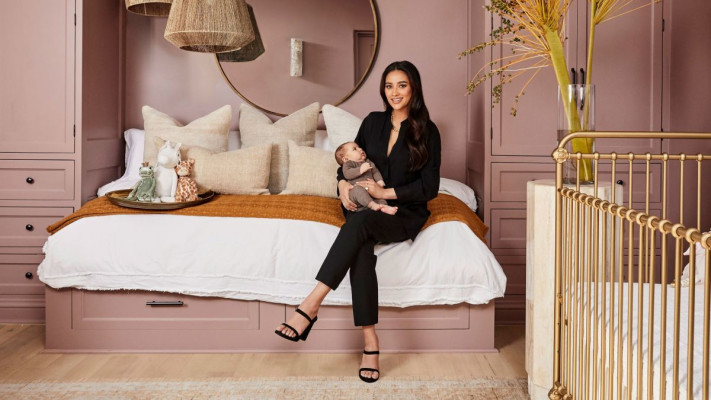 Shay Mitchell pic #1201172