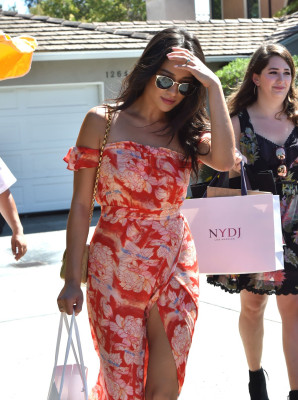 Shay Mitchell pic #871938