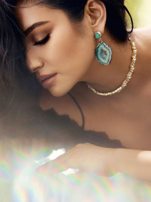 Shay Mitchell pic #877343