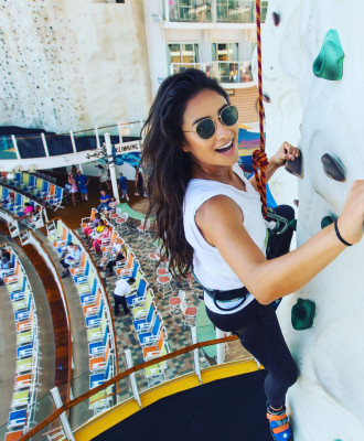 Shay Mitchell pic #961165