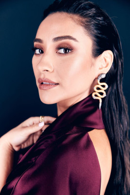 photo 22 in Shay Mitchell gallery [id1068145] 2018-09-19 00:00:00
