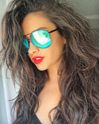 Shay Mitchell pic #808208