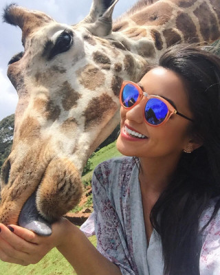 Shay Mitchell pic #815903