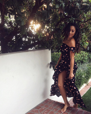 Shay Mitchell pic #874947