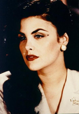 Sherilyn Fenn pic #231702