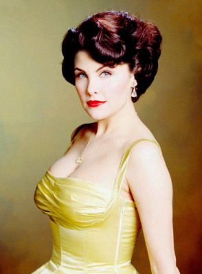 photo 8 in Sherilyn Fenn gallery [id68437] -0001-11-30 00:00:00