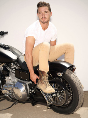 Shia LaBeouf pic #445191
