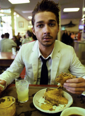 photo 23 in Shia LaBeouf gallery [id211299] 2009-12-08 00:00:00