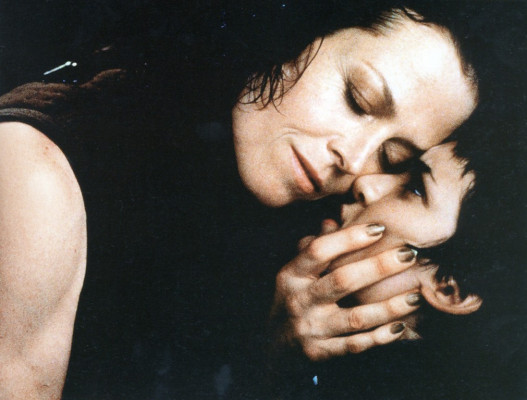 Sigourney Weaver pic #71542