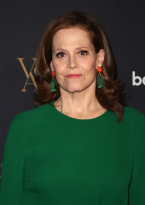 Sigourney Weaver pic #1085660