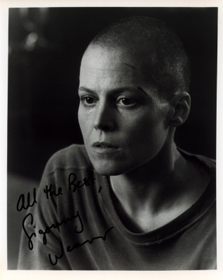 Sigourney Weaver pic #68484