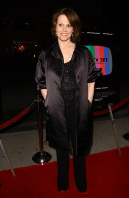 photo 20 in Sigourney Weaver gallery [id197176] 2009-11-09 00:00:00