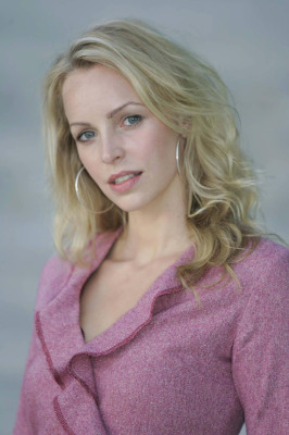 Simone Hanselmann pic #175872