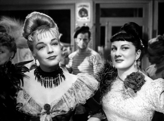 Simone Signoret pic #472211