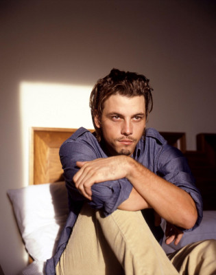 photo 18 in Skeet Ulrich gallery [id575446] 2013-02-16 00:00:00