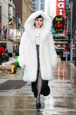 Sofia Carson pic #1300100