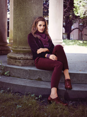 Stana Katic pic #565171
