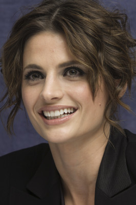 Stana Katic pic #554838