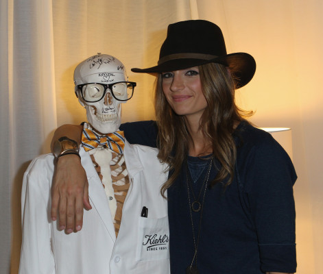 Stana Katic pic #596935