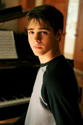 Steven R. McQueen pic #599466