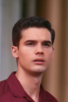 Steven Strait pic #686280