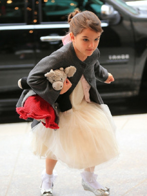 photo 7 in Suri Cruise gallery [id592453] 2013-04-08 00:00:00