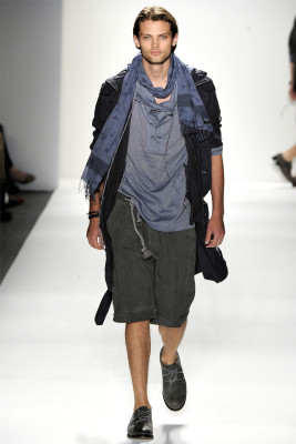 photo 19 in Taylor Fuchs gallery [id551970] 2012-11-13 00:00:00