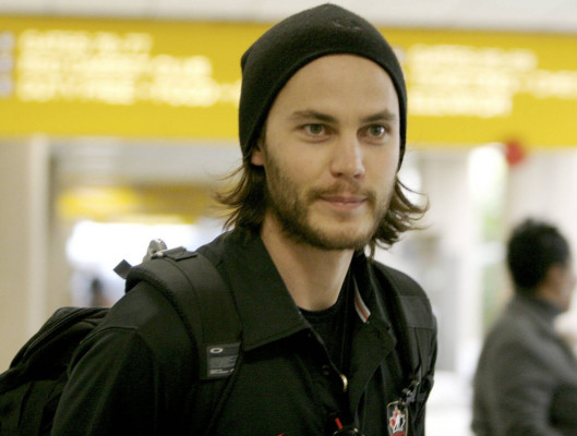 photo 27 in Taylor Kitsch gallery [id540890] 2012-10-08 00:00:00