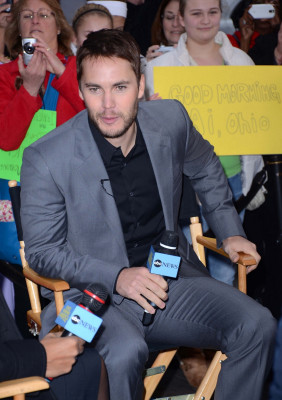 photo 7 in Taylor Kitsch gallery [id540880] 2012-10-08 00:00:00