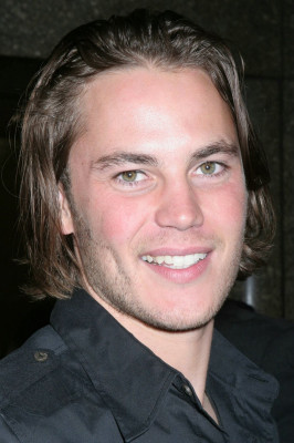 Taylor Kitsch pic #535515