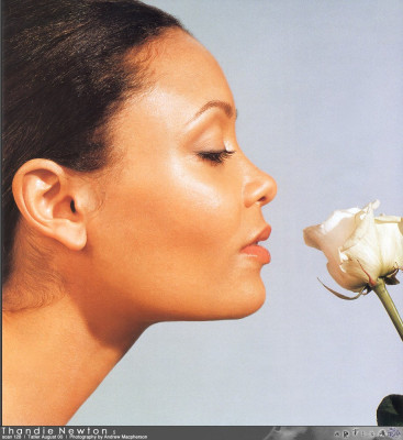 photo 28 in Thandie Newton gallery [id202871] 2009-11-19 00:00:00