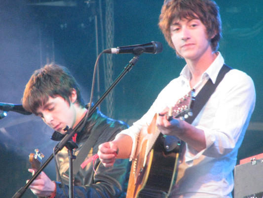 The Last Shadow Puppets pic #653085