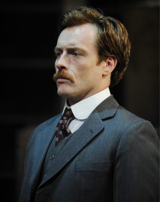 Toby Stephens pic #363349