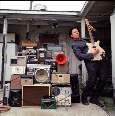 Tom Waits pic #244849