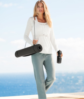 Tori Praver pic #370022