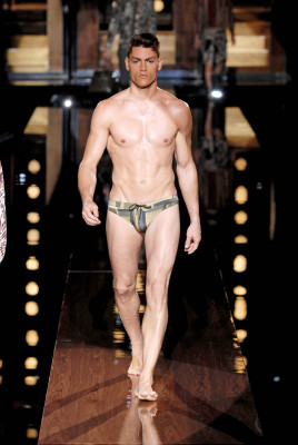 Tyson Ballou pic #556769
