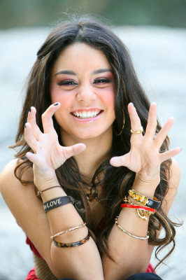 Vanessa Hudgens pic #118749