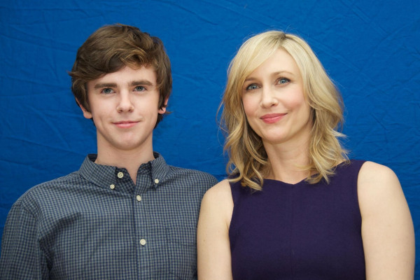 photo 18 in Vera Farmiga gallery [id1273376] 2021-10-10 00:00:00