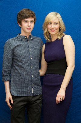 photo 15 in Vera Farmiga gallery [id1273379] 2021-10-10 00:00:00