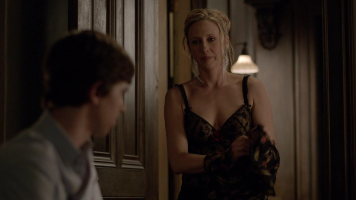 Vera Farmiga pic #1239150
