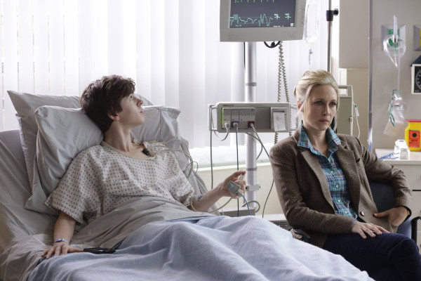 Vera Farmiga pic #1239477