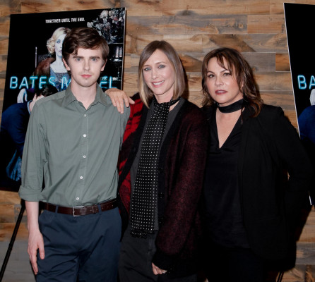 photo 11 in Vera Farmiga gallery [id1274946] 2021-10-15 00:00:00