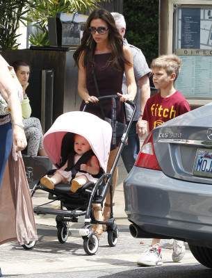 Victoria Beckham pic #495993