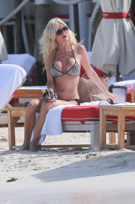 Victoria Silvstedt pic #899959